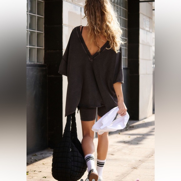 FP Movement by Free People Tops - Free People Hot Shot Reversible Set NWT small
Black